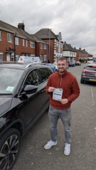 A big congratulations to Jaqcues Fielding.🥳Jaqcues passed her driving test today at Cobridge Driving Test Centre, with just 5 driver faults.Well done Jaqcues safe driving from all at Craig Polles Instructor Training and Driving School. 🙂🚗Driving instructor-Jamie Lees