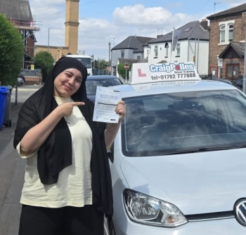 Huge congratulations today to Diana Zaoui.🥳Diana has passed her driving test at her first attempt and with just 5 driver faults.Well done Diana, safe driving from all at Craig Polles Instructor Training and Driving School. 🙂🚗Automatic Driving instructor-Debbie Griffin