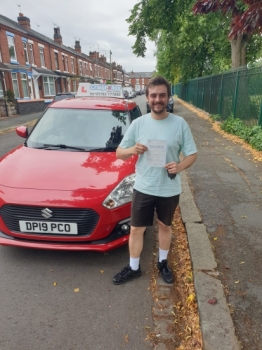A big congratulations to Michael Thomas. Michael passed his driving test today at Crewe Driving Test Centre, with just 5 driver faults. Well done Michael- safe driving from all at Craig Polles Instructor Training and Driving School. 🙂🚗Driving instructor-Andrew Crompton